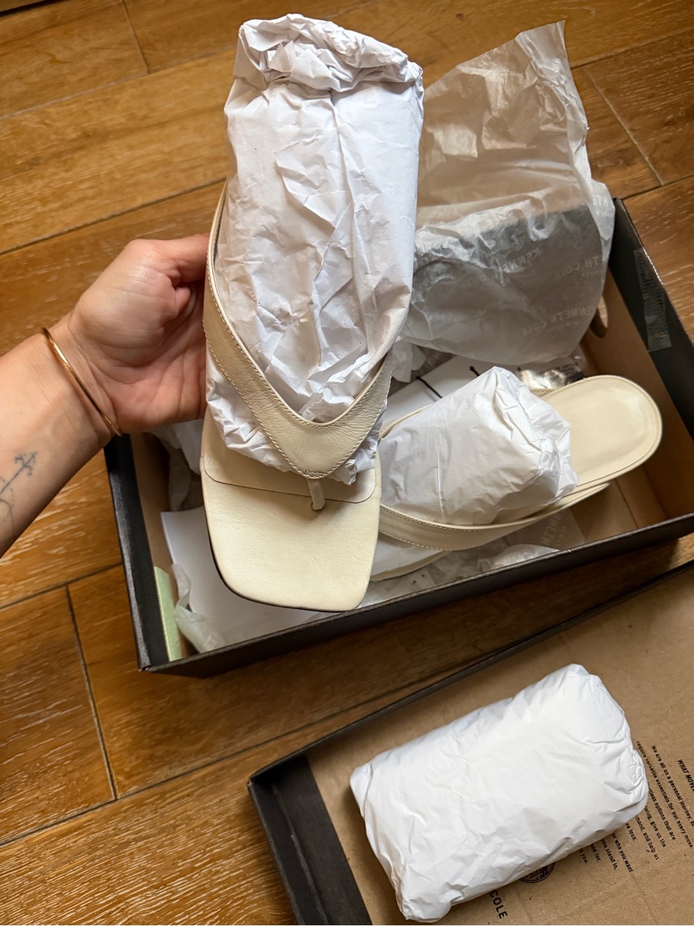Kenneth Cole Cream Square-Toe Toe-Post Wedges